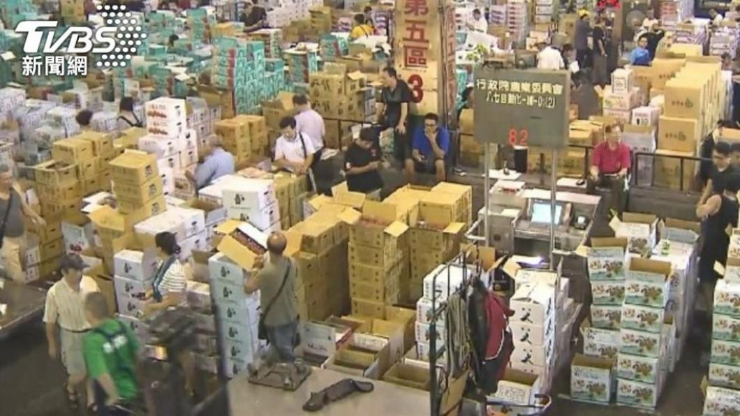 新北果菜公司圖利「菜蟲」!用私人帳戶收款 股長5萬元交保