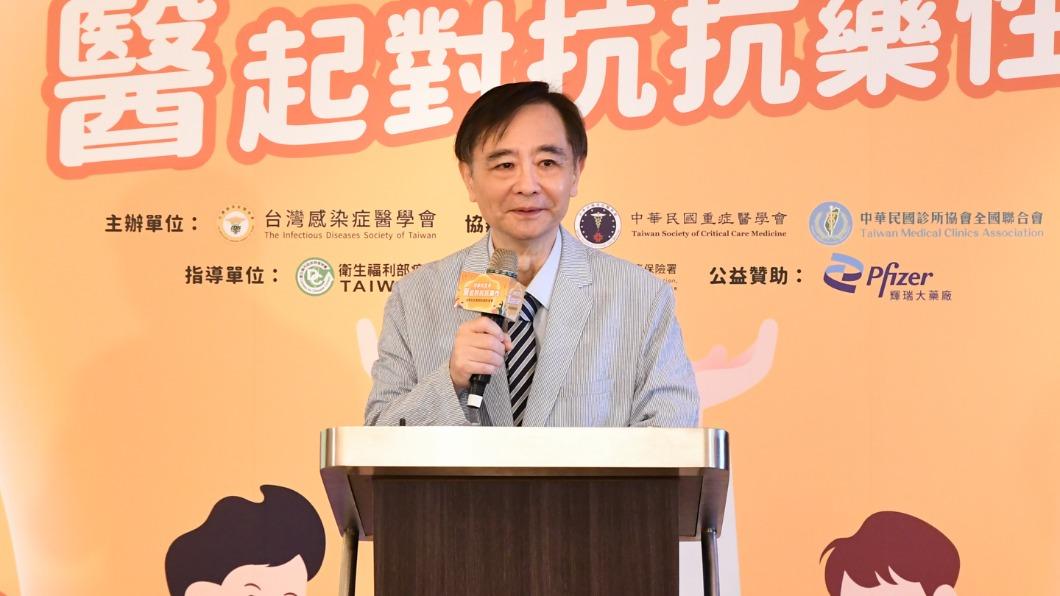 台灣感染症醫學會理事長王復德。(圖/醫學會提供)