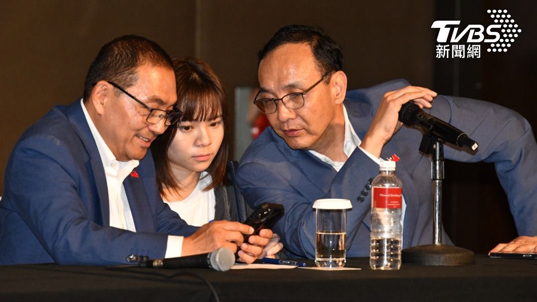 藍營明中常會後 侯友宜11點45分到中選會登記