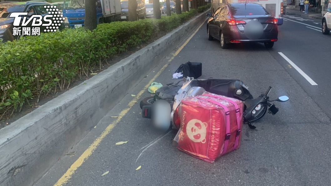 趕上班卻再也回不了家...加油站員工疑過彎超車不慎自撞亡