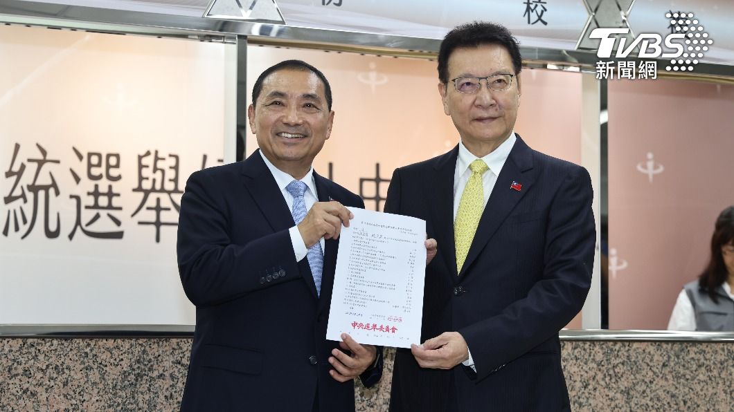 侯康配成形!侯友宜曝「登記前最後一刻打給柯文哲沒接」