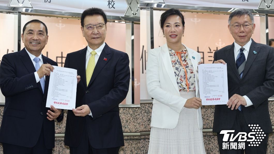 侯友宜與柯文哲今（24日）早各自攜副手前往登記參選總統。（圖／胡瑞麒攝）