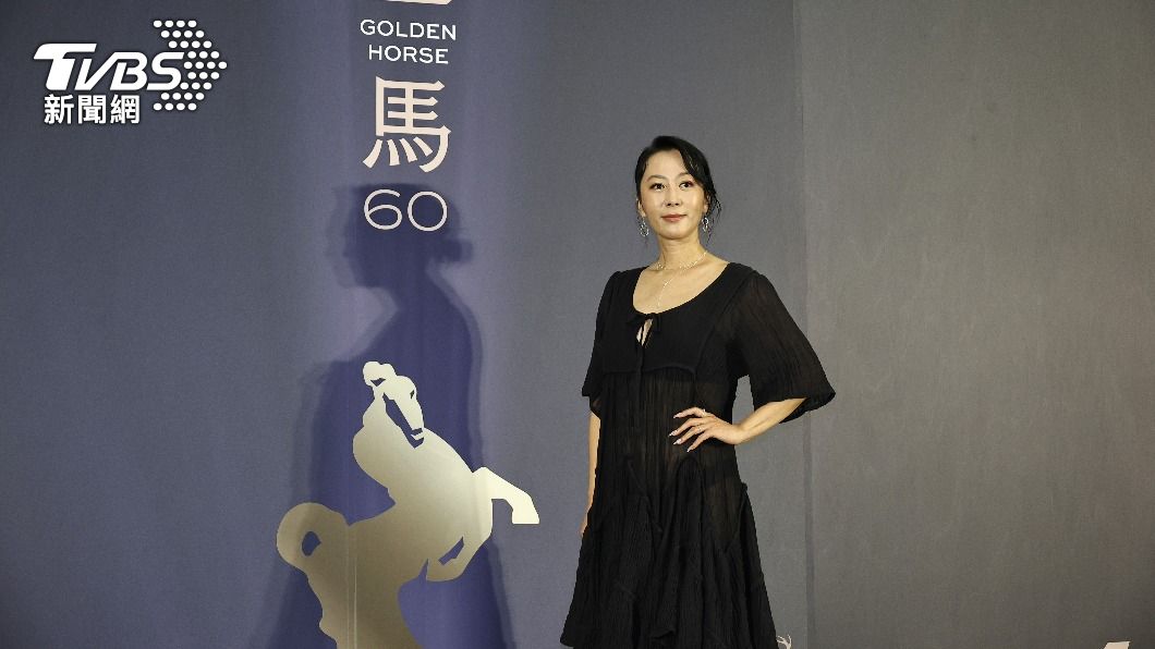 金馬60/大陸女星全透明薄紗出席金馬午宴 黑色丁字褲全看光