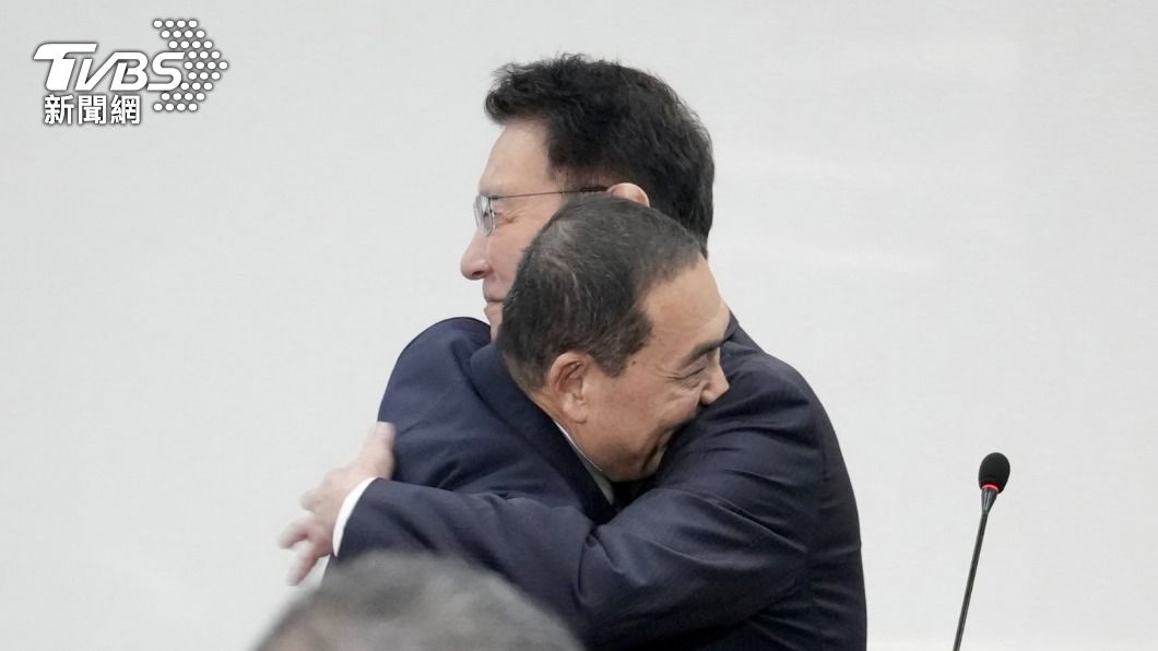 國民黨總統參選人侯友宜今宣布副手為趙少康。（圖／區國強攝）