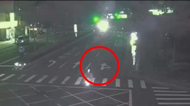 車禍發生過程。(圖/TVBS)