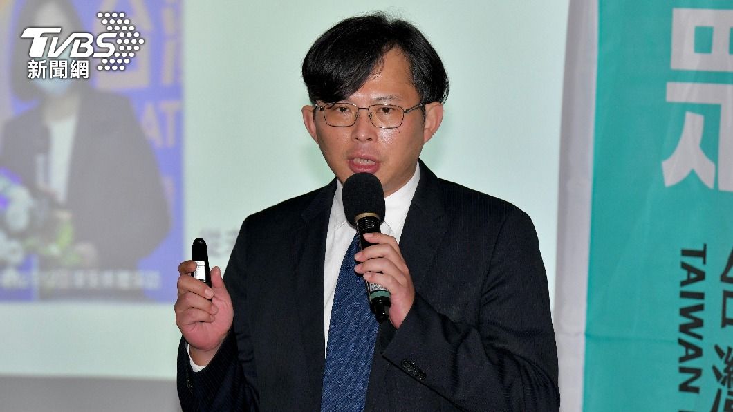 柯文哲為藍白合「退讓很多」 黃國昌:心裡的苦我看得出來