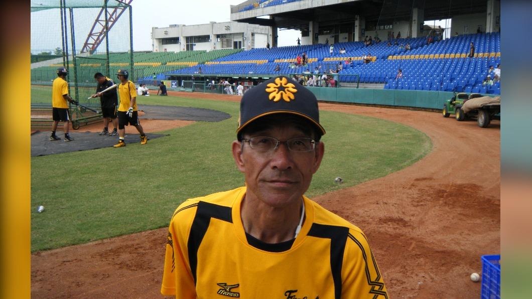 前兄弟象教練榊原良行病逝!王勝偉落淚:像爸爸、朋友一樣