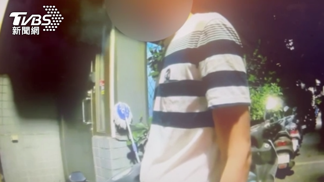 警方事後發現,男子已是拒檢累犯。(圖/TVBS)