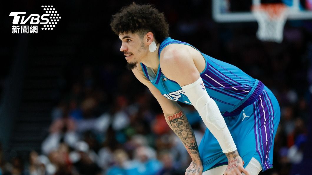 NBA/上季才骨折報銷!「球三弟」又扭傷右腳踝 美媒:感覺不妙