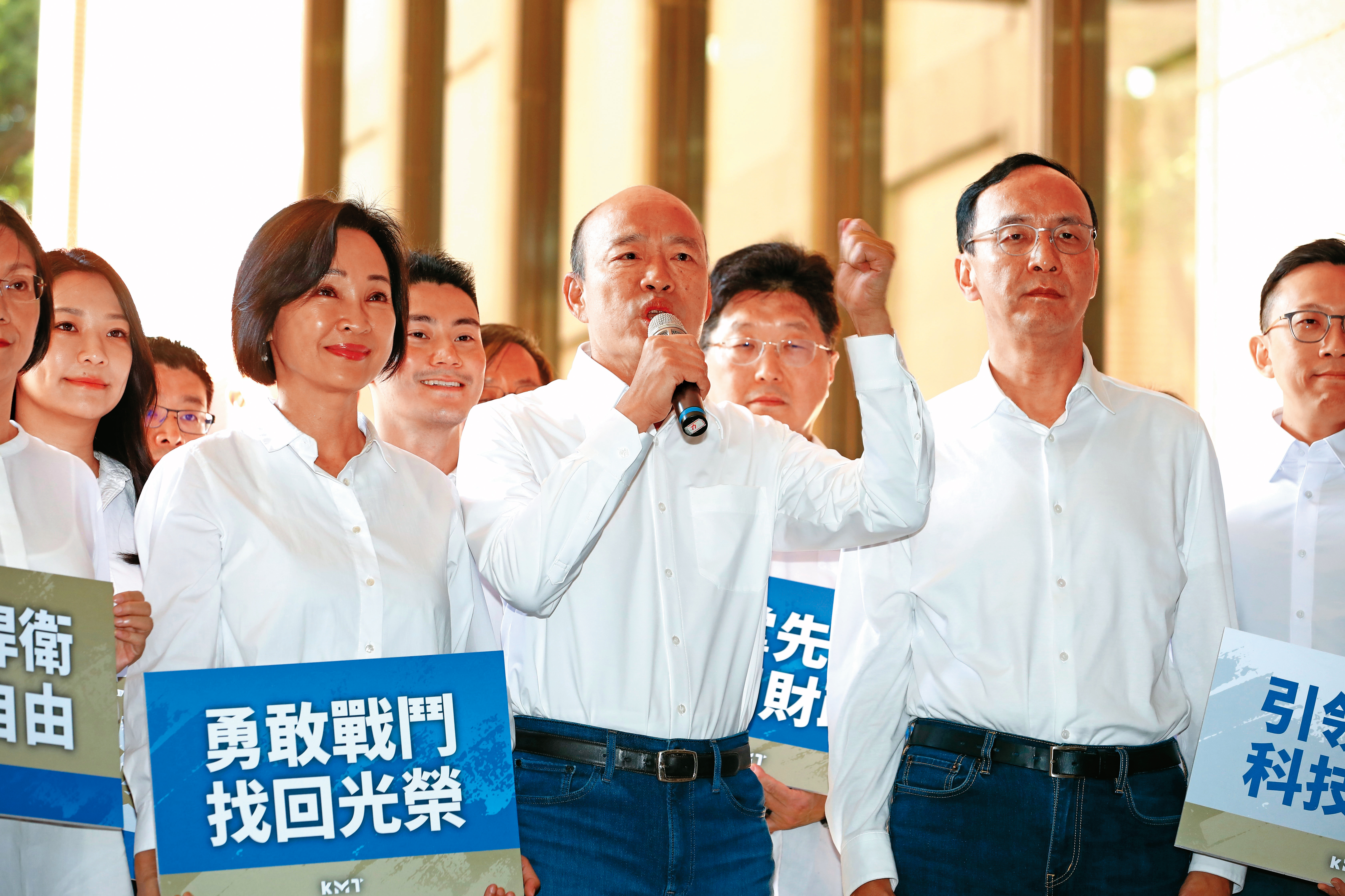 前高雄市長韓國瑜列入國民黨不分區立委第一，振奮藍軍士氣。（圖／鏡週刊）