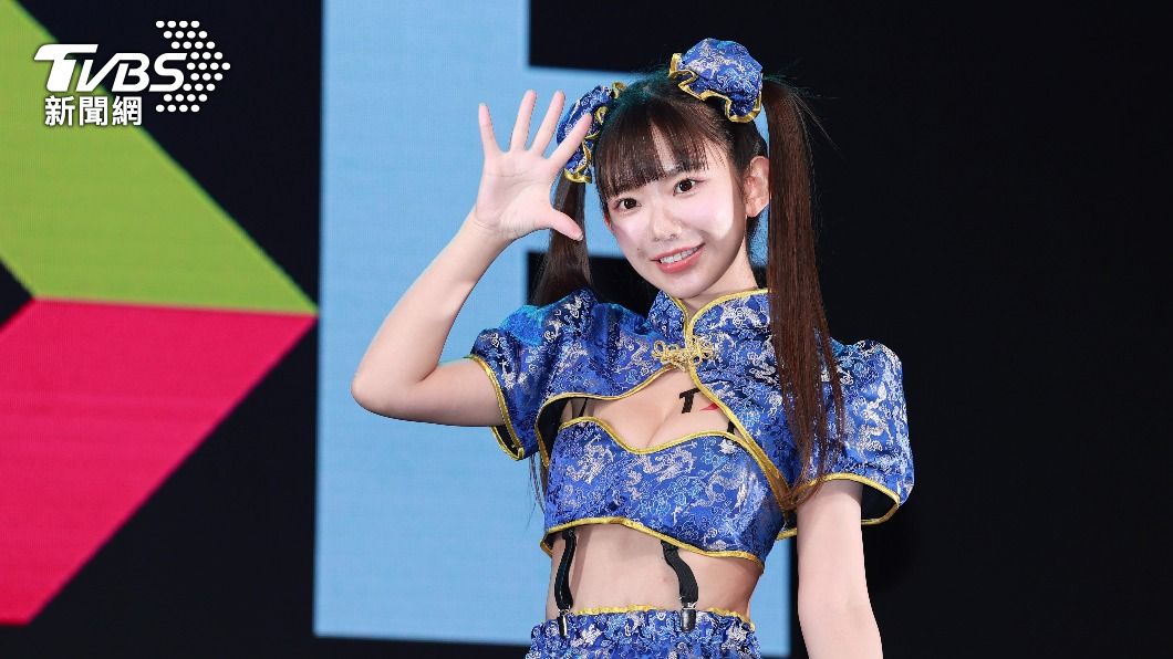 日本「合法蘿莉」挺F核彈現身 愛打麻將穿紅內衣褲招好運