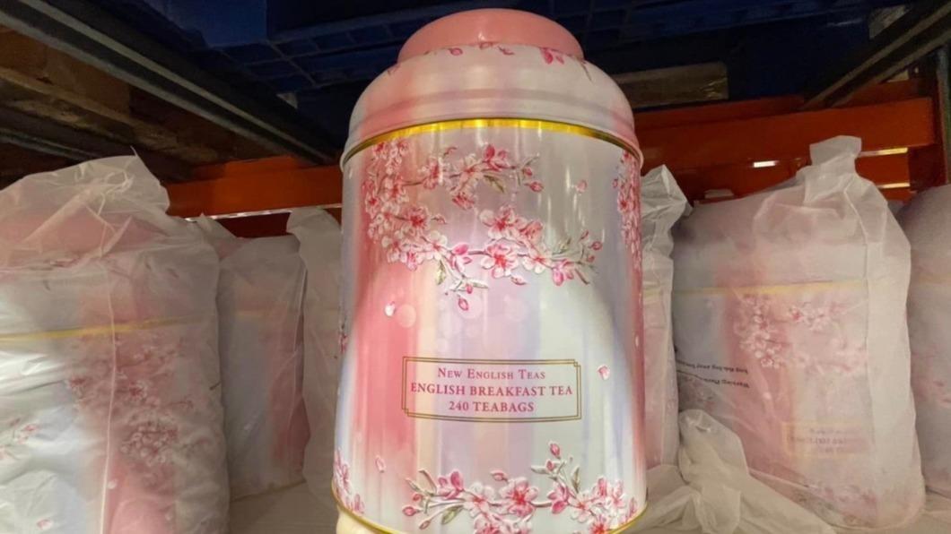 好市多「骨灰罈紅茶」。(圖/翻攝自「COSTCO 好市多 商品消費心得分享區」臉書)