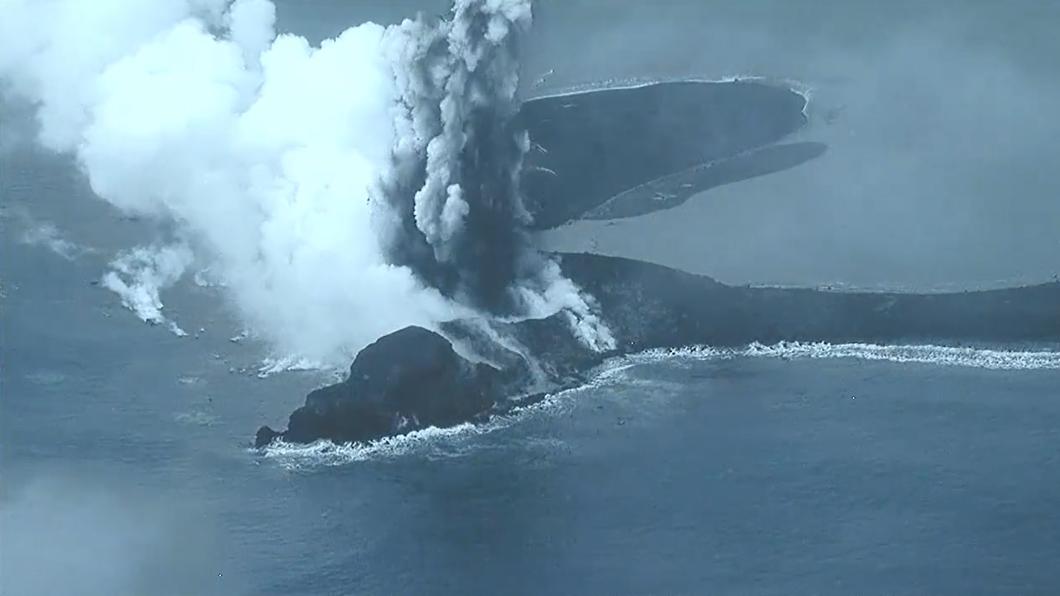 有片/日本「最年輕島嶼」現況曝 火山噴發「持續長大」