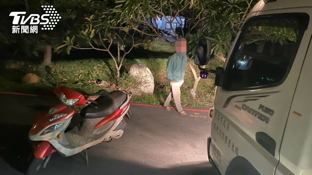 桃園7旬翁不滿清潔員拒絕提垃圾 惡意騎車擋資源回收車