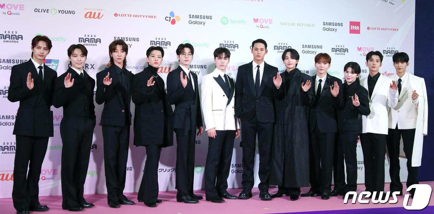 SEVENTEEN走紅毯時,S.COUPS並沒有出現。(圖/NEWS1提供)