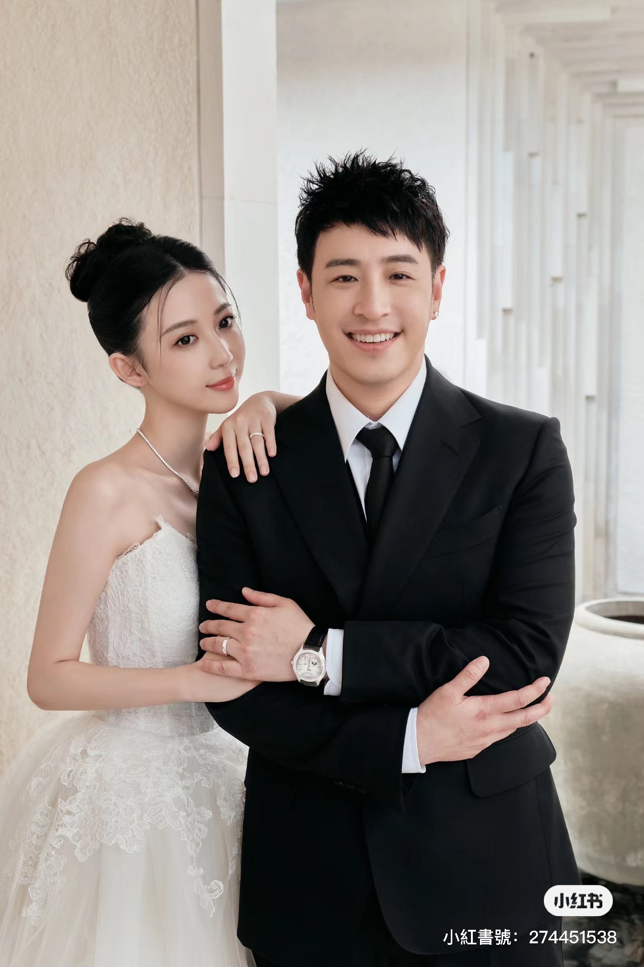 潘帥夫婦婚紗照。(圖/翻攝宣云小紅書)