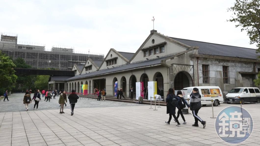 Coser展驚爆神秘服務!5分鐘「手工」7500 官方急發聲