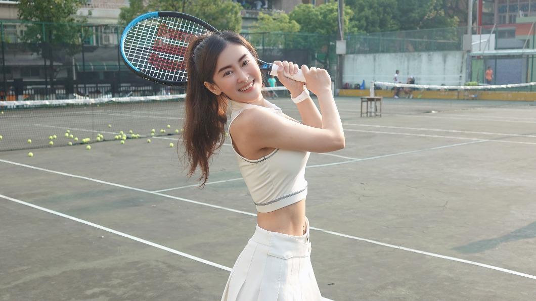 夏米雅雖被嘲笑球技差，但她不氣餒，更笑說要穿得美美的打球。（圖／奇蹟製造提供）