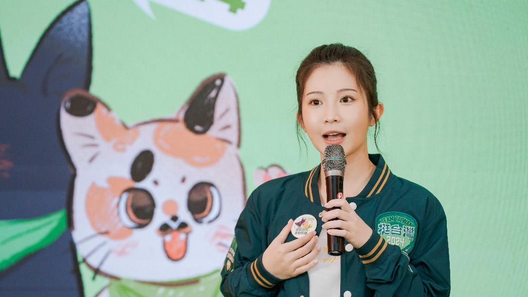 雞排妹來了!擔任賴桑小舖一日店長 高人氣吸粉擠爆賴清德競總