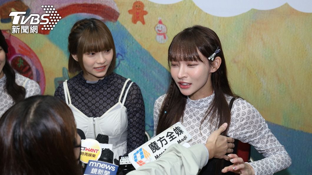 林襄承認「全臉砸百萬微整」 32E炸裂美胸當場給驗貨:是真的!