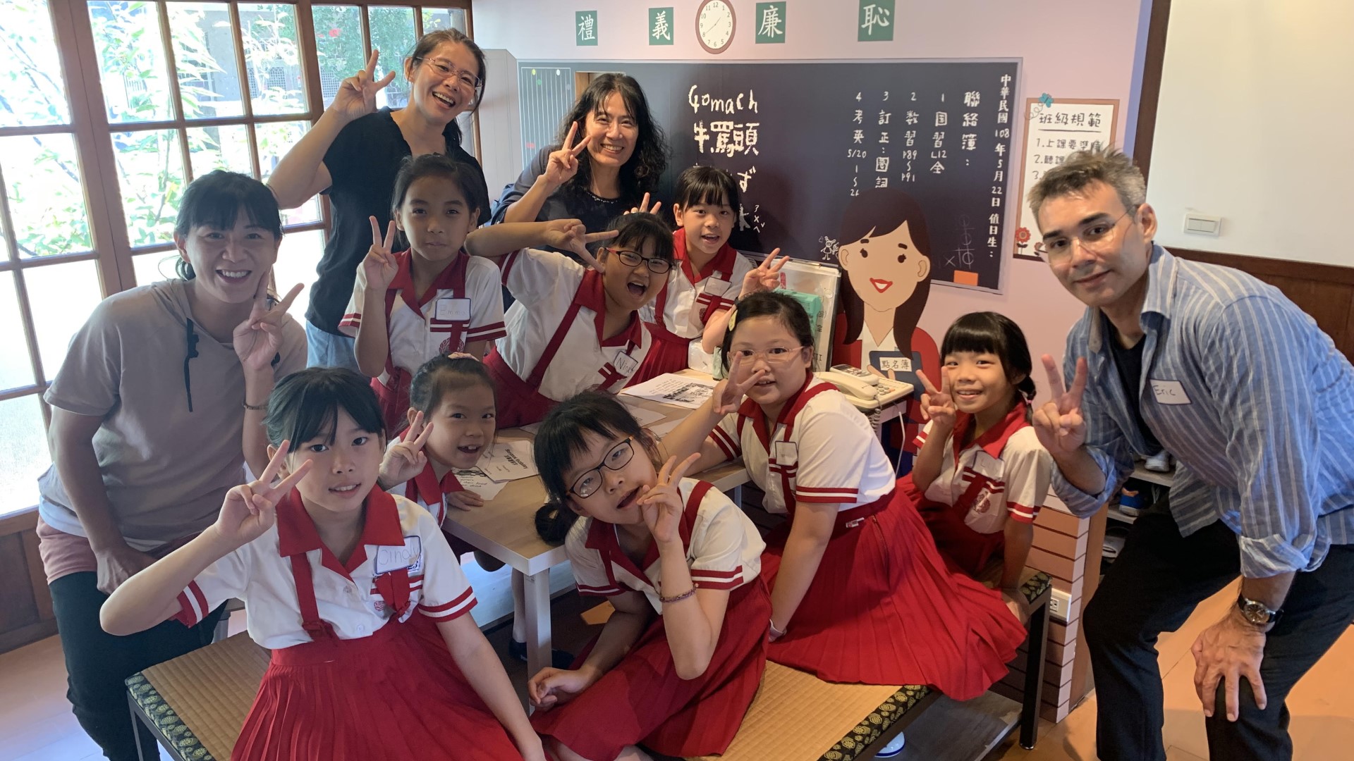 109學年度起推動雙語教學分階計畫,至112學年度參與推動雙語教學已達226所國中小學校。(圖/臺中市政府新聞局)