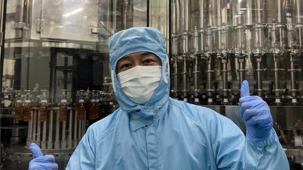 陳昭榮目前在日本發展事業。(圖/翻攝自陳昭榮臉書)