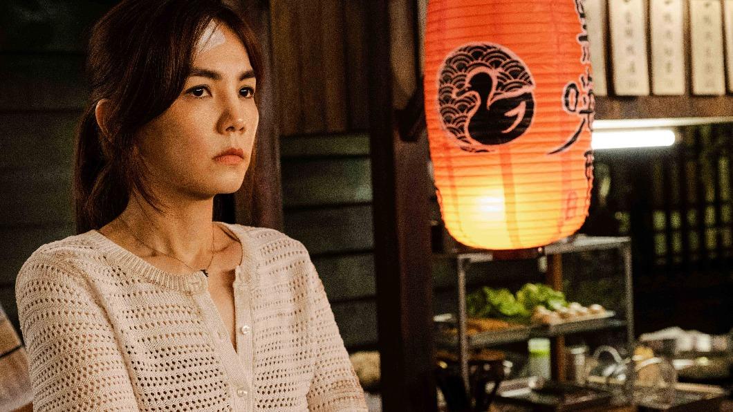 Ella飾演徐敏安醫師,寫實劇情藏洋蔥擊潰她淚腺。(圖/東森提供)