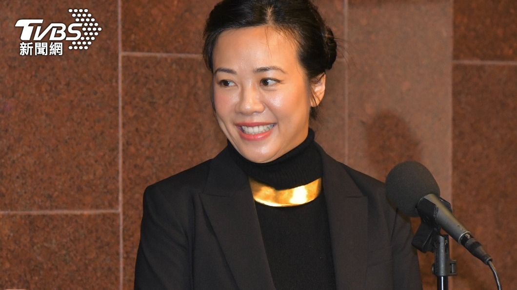 吳欣盈參選「家族全不知」 爸爸吳東進笑:連我都管不了