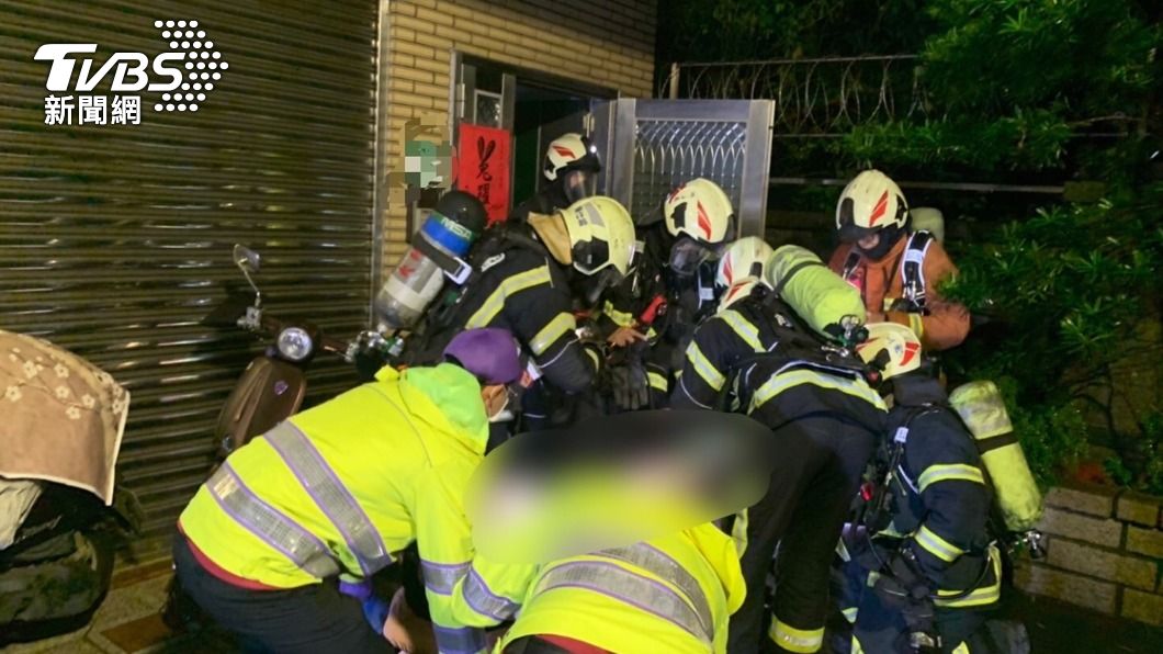 桃園民宅起火!65歲男「無呼吸心跳」 緊急送醫搶救
