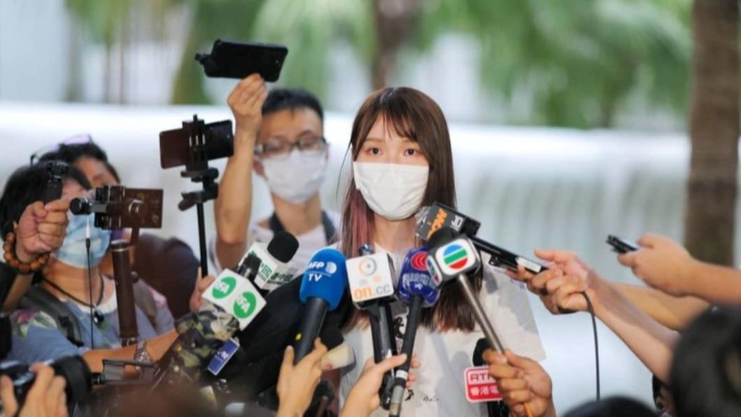 宣布棄保「不再返港」!學運女神周庭:盡我所能讓人們關心香港