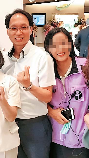 許朝程(左)擔任新北市衛生局副局長時,就與當時的下屬陳女(右)傳出不倫戀。(圖/讀者提供)