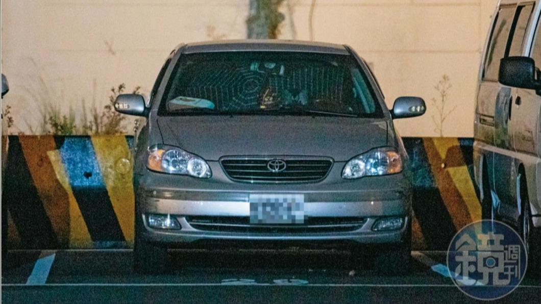 驚爆衛福部高官車震女下屬!車內撐傘「猛搖狂晃」大膽激戰實錄曝