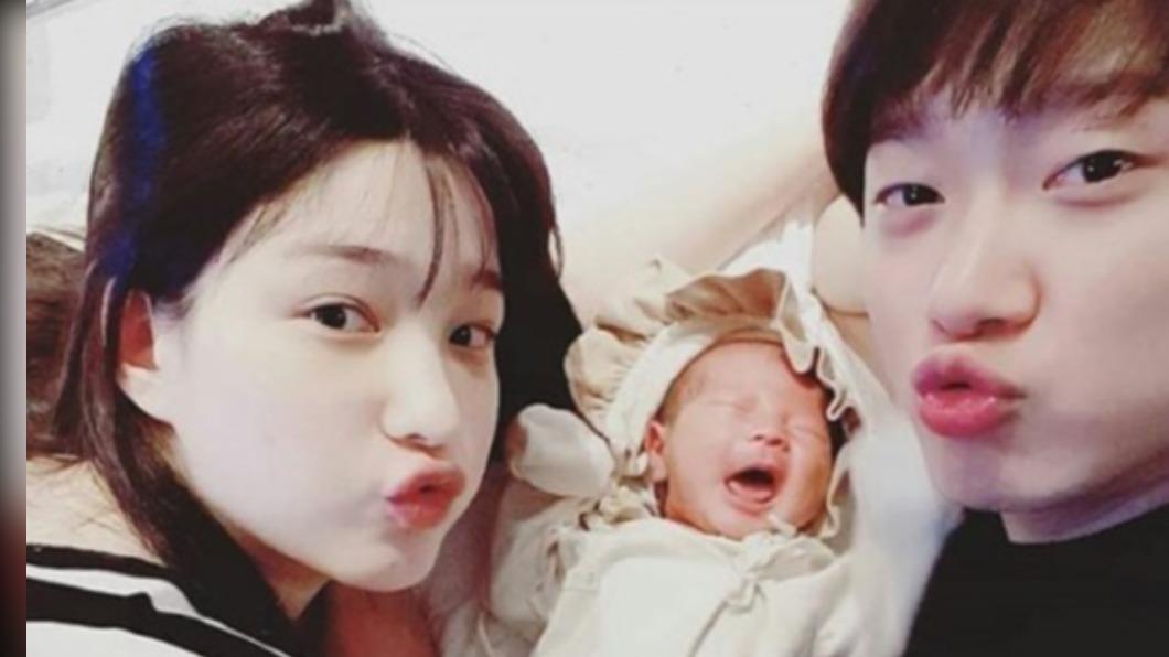 童話婚姻碎!FTISLAND崔敏煥、金律喜證實離婚「刪光IG貼文」