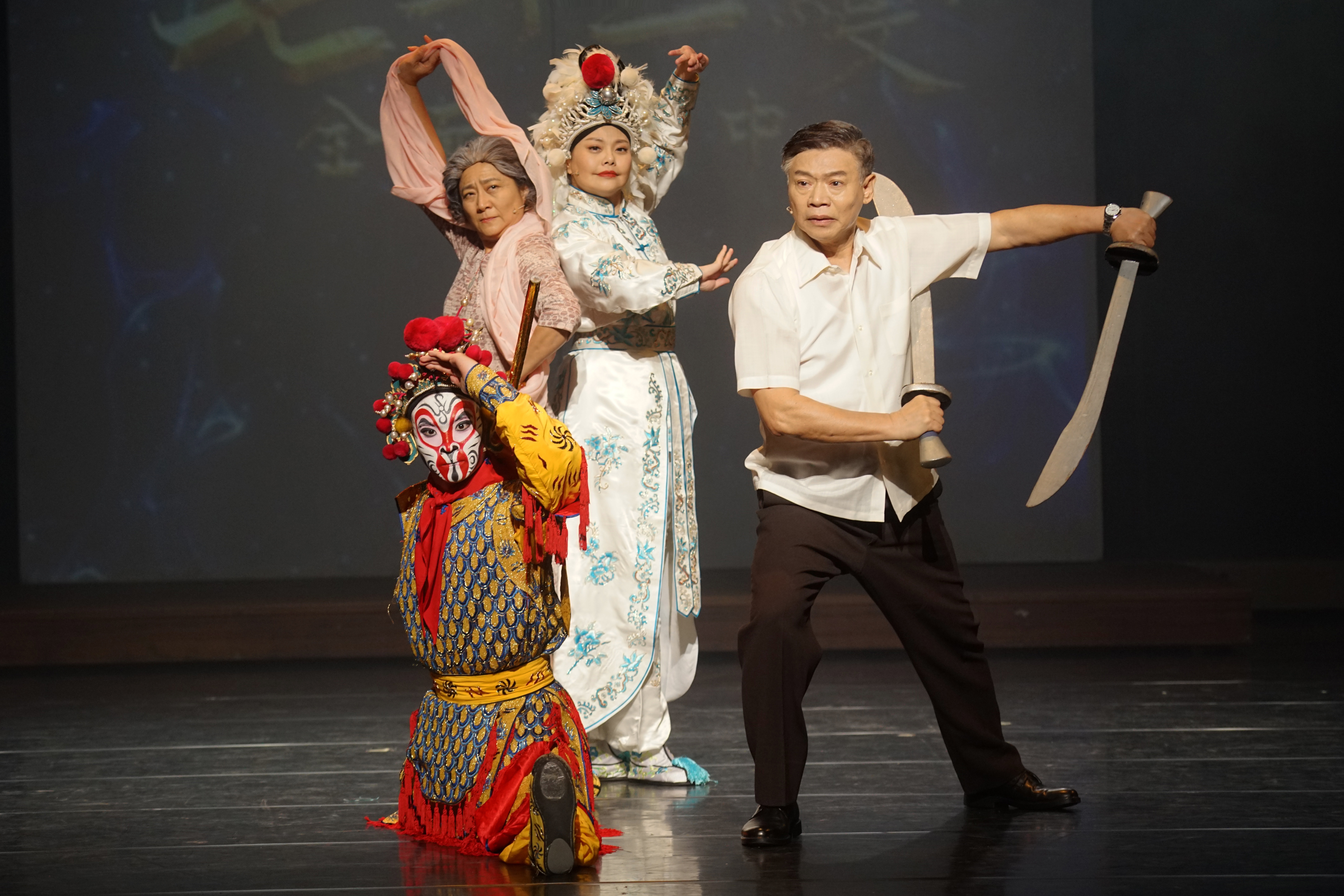 朱陸豪(右起)、林嘉俐、楊麗音、秦朗演出《七十三變》。(圖/故事工廠提供)