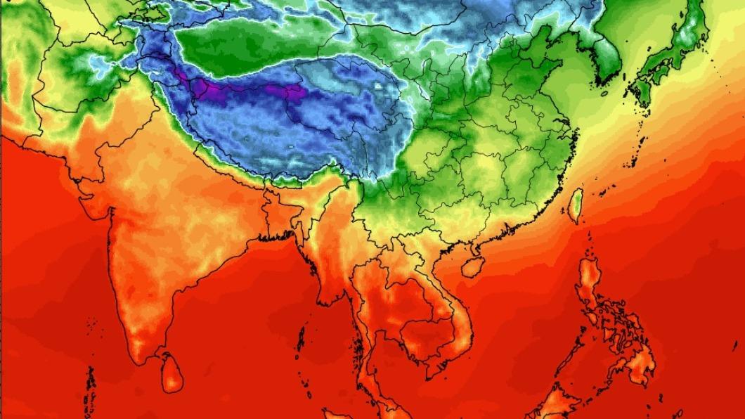 今年偏暖冬?鄭明典Po氣溫圖 台灣周遭一片紅