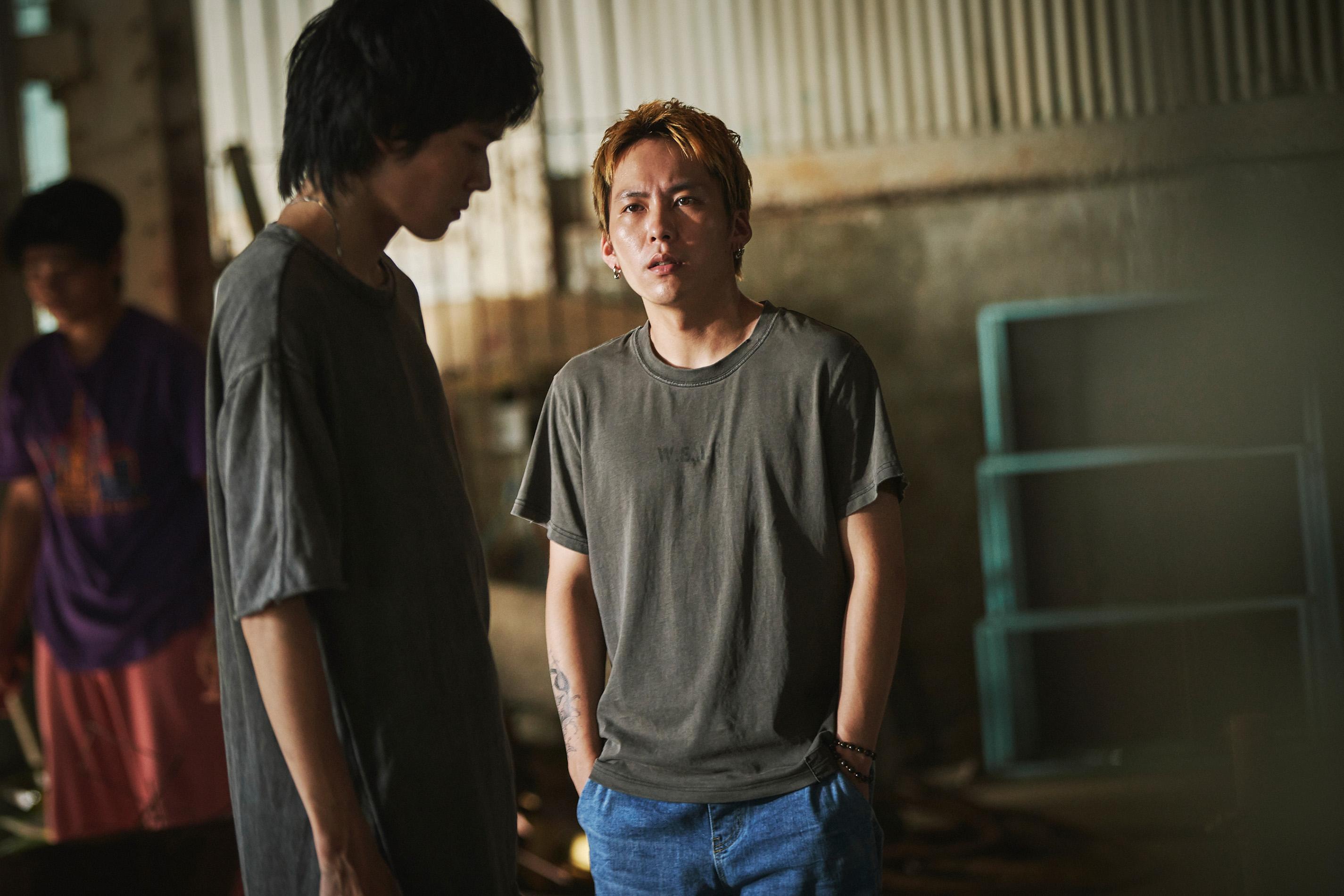 《壞男孩》中巫建和以一頭金髮亮相，在片中飾演壞男孩們的老大，巫建和透露這是他第一次擔任領頭的角色。（圖／好勁影業有限公司提供）