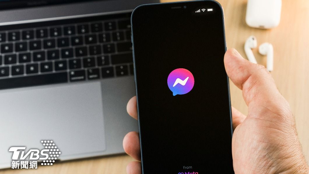 Meta2020年開始整合IG、FB Messenger的訊息功能。(示意圖/shutterstock達志影像)