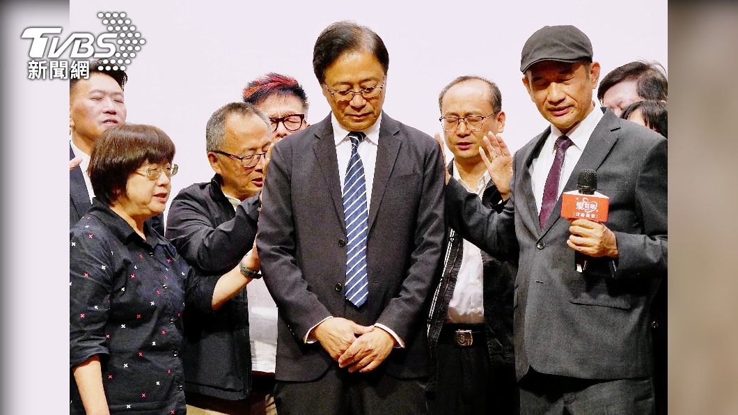 張善政出席「愛無限公益餐會」　受助媽暖讚：像溫馨大家庭
