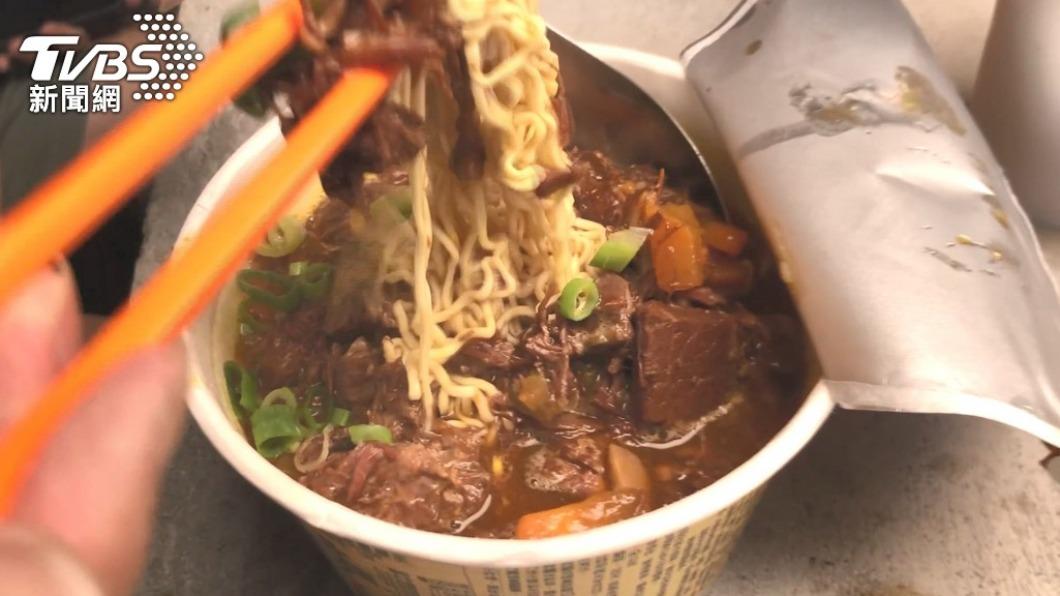 花150元吃「牛肉泡麵」 醫揭3隱憂:何不吃正港的?