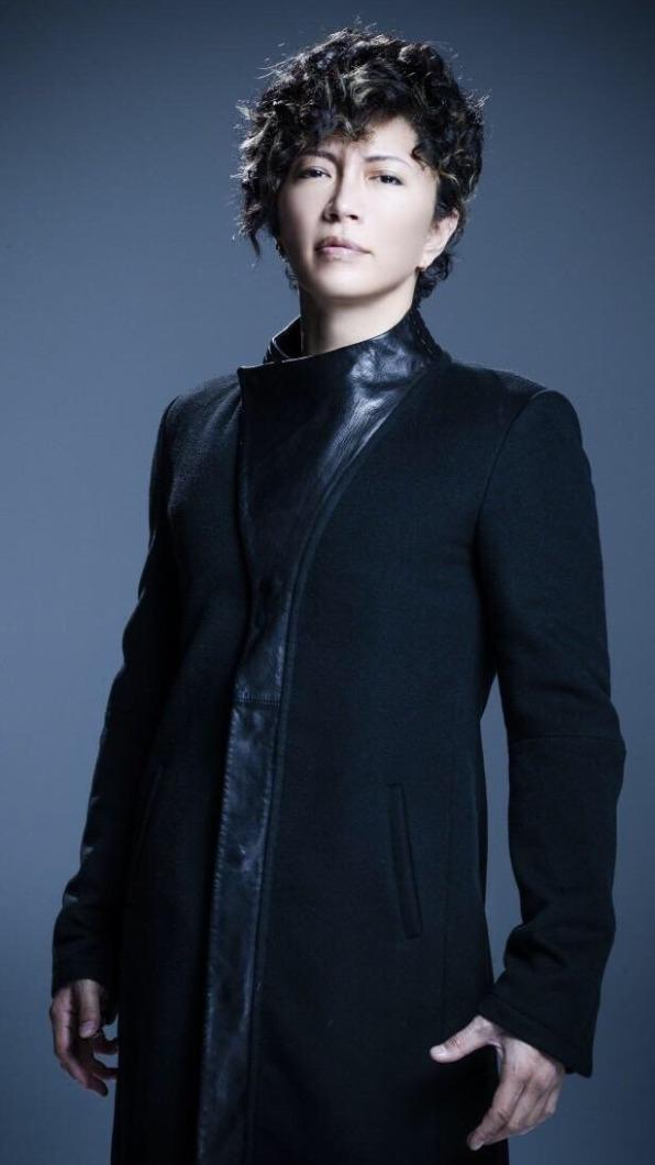 徐若瑄遭傳和日本團體「MALICE MIZER」第二代主唱GACKT因聚少離多而分開。（圖／翻攝自GACKT微博）