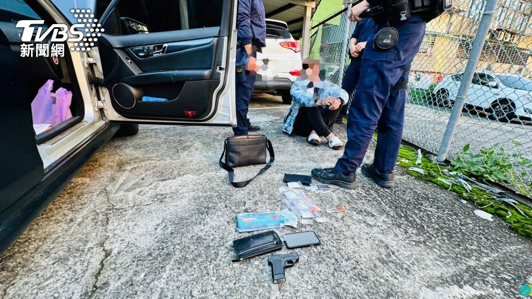 毒蟲裝闊開賓士 為避稅掛假車牌還瘋狂違規下場慘了