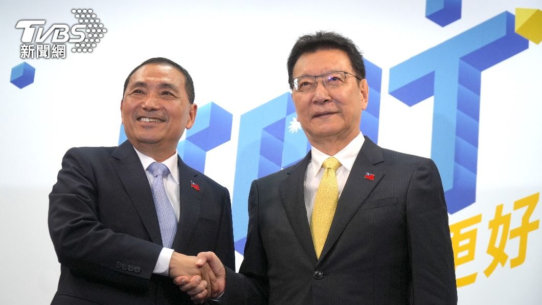 蔡正元直言趙少康是侯友宜的貴人。（圖／區國強攝）