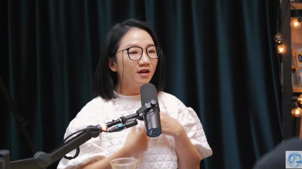 陶晶瑩很羨慕新媒體,甚至打趣說要投胎重生。(圖/翻攝自百靈果News YouTube)