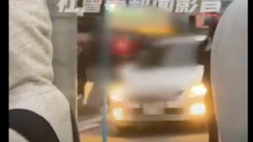 桃園4惡煞當街暴打赤膊男!又囂張擄人 疑金錢糾紛爆衝突