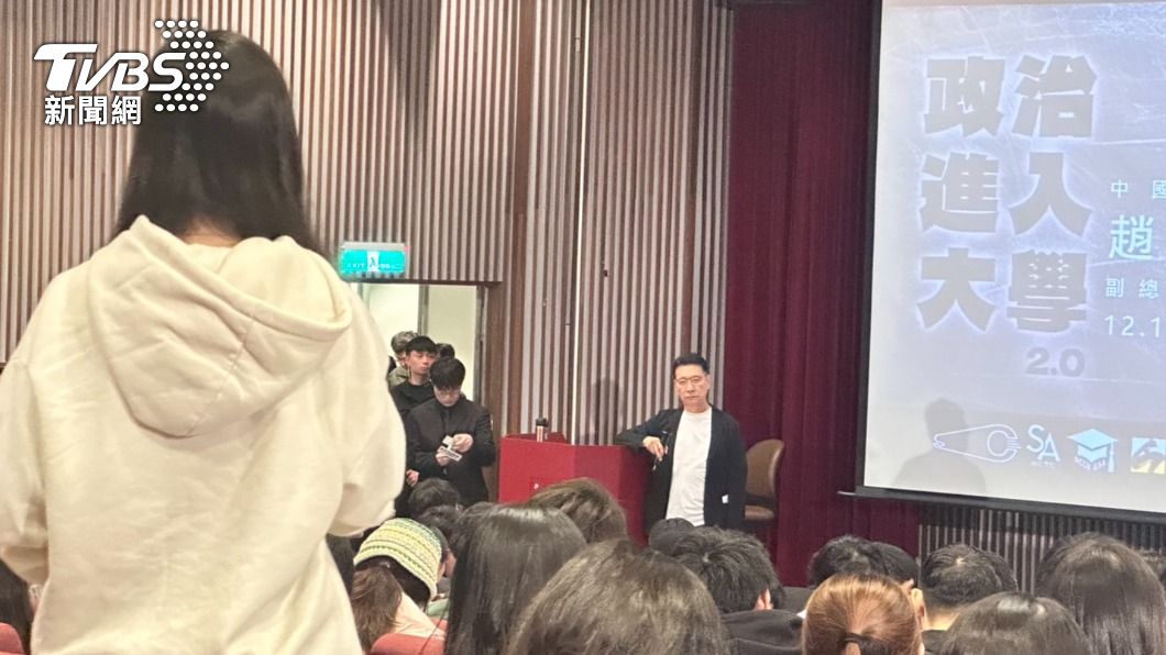 國民黨副總統候選人趙少康今(13)日晚赴政大演講。(圖/林至柔攝)