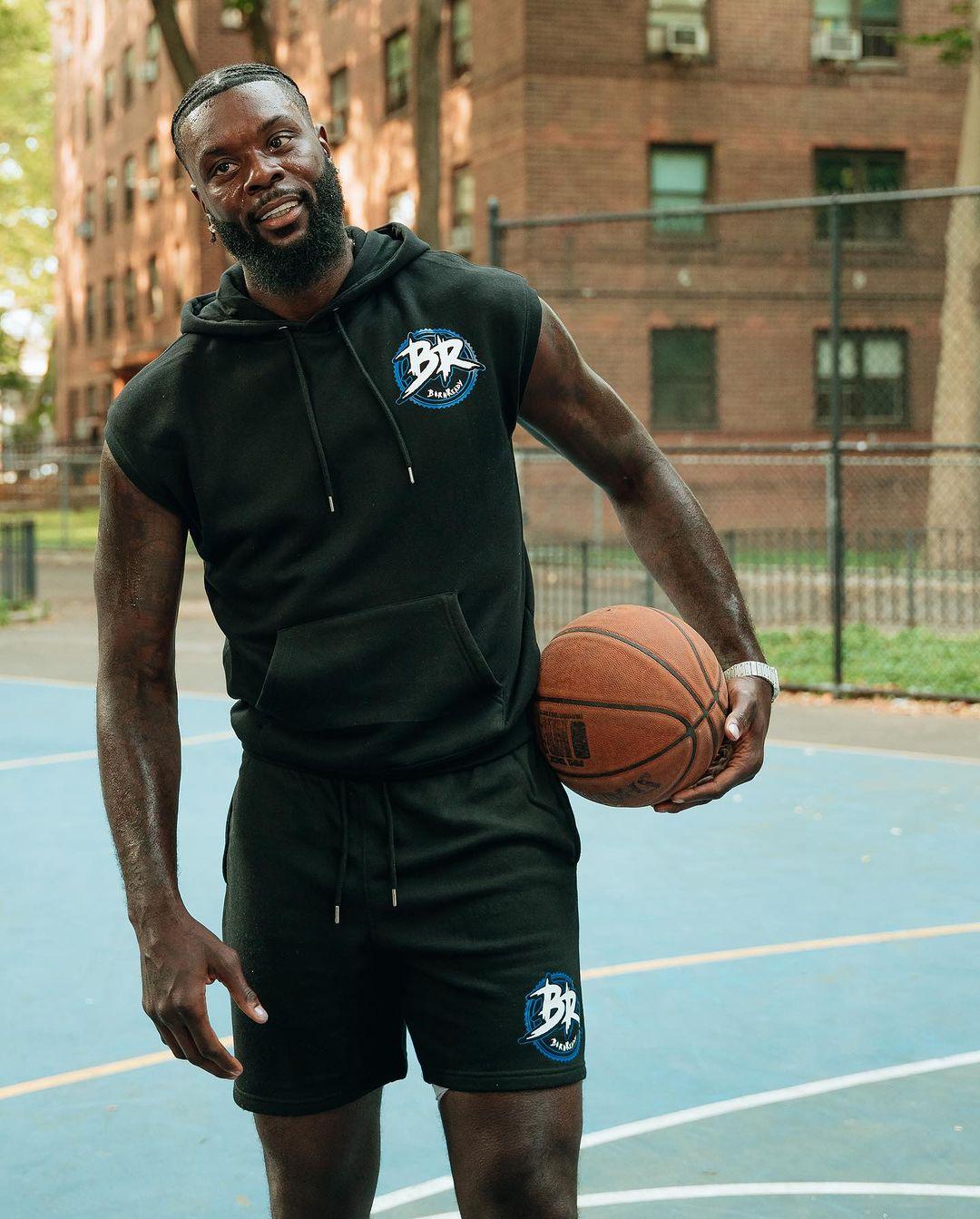 史蒂芬生體態依舊維持得相當好。(圖/翻攝自Lance Stephenson IG)