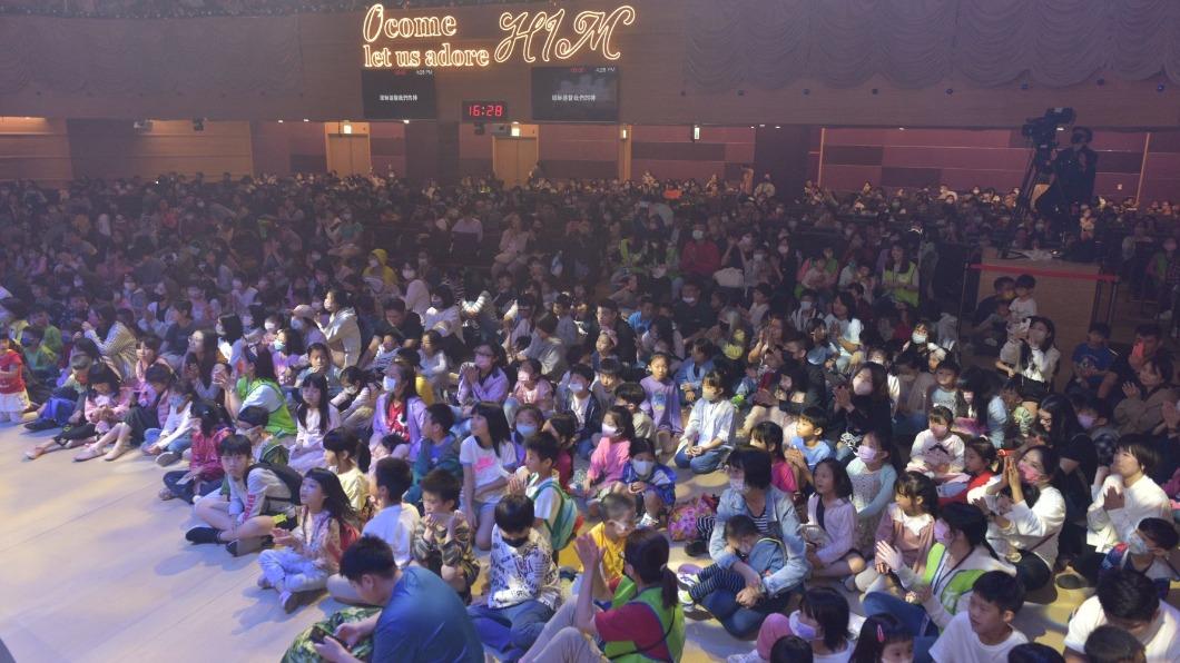 夏凱納耶誕雙語親子Party!上千家庭湧入 首邀請教育局指導