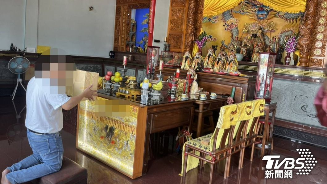 神明戴了50年的銀牌也敢偷 台南變裝賊跪神桌前求饒恕