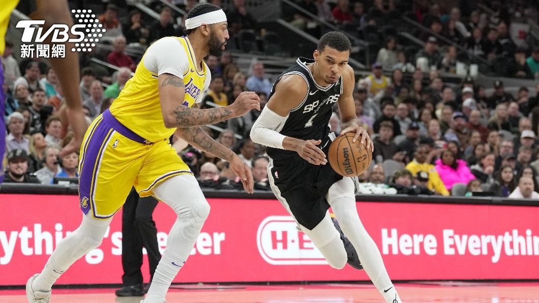 NBA/3分惜敗湖人!文班亞馬鬼神數據比肩鄧肯 戴維斯讚:真的很強
