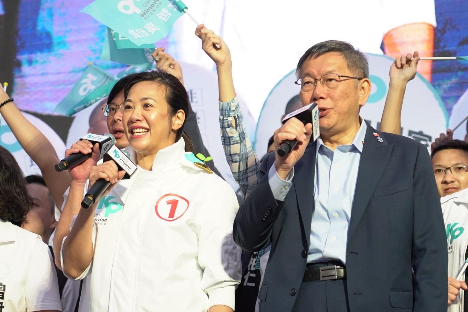 柯文哲直搗綠營鐵票倉台南。(圖/民眾黨提供)